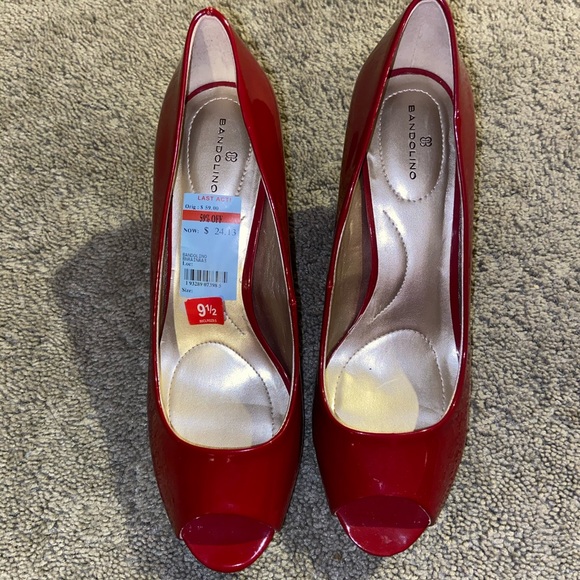 Red heels - Picture 2 of 6